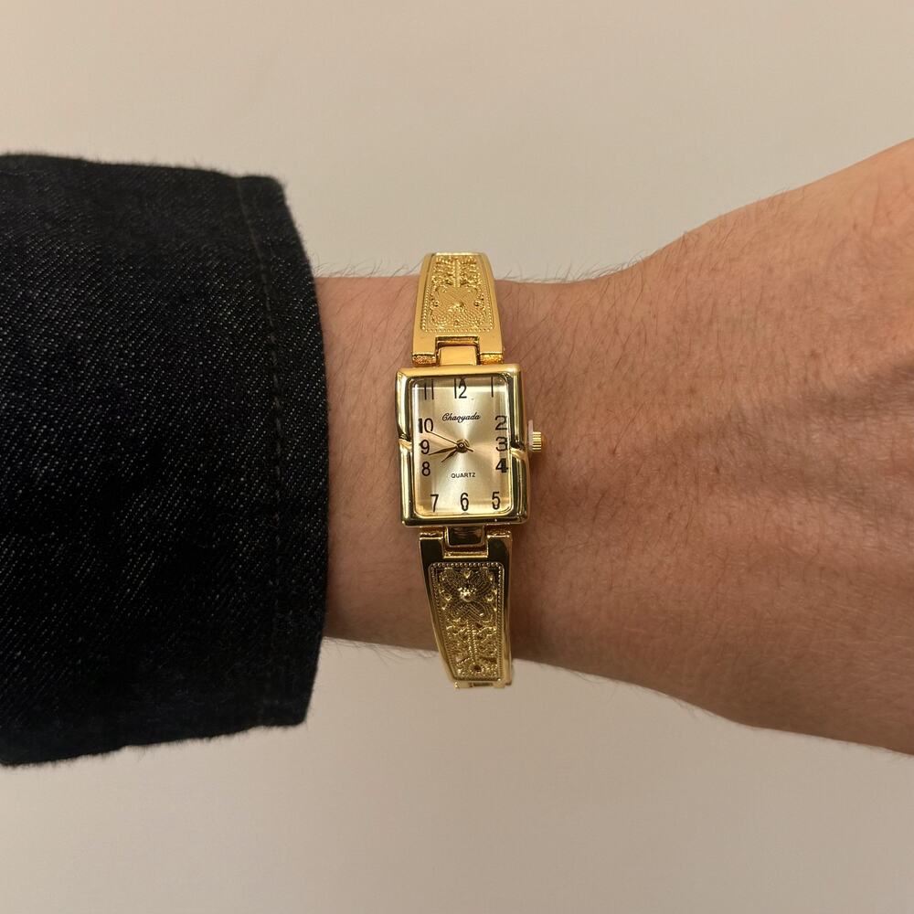 Y2K Gold Quartz Watch with Rectangle Face and Western Engraved Band